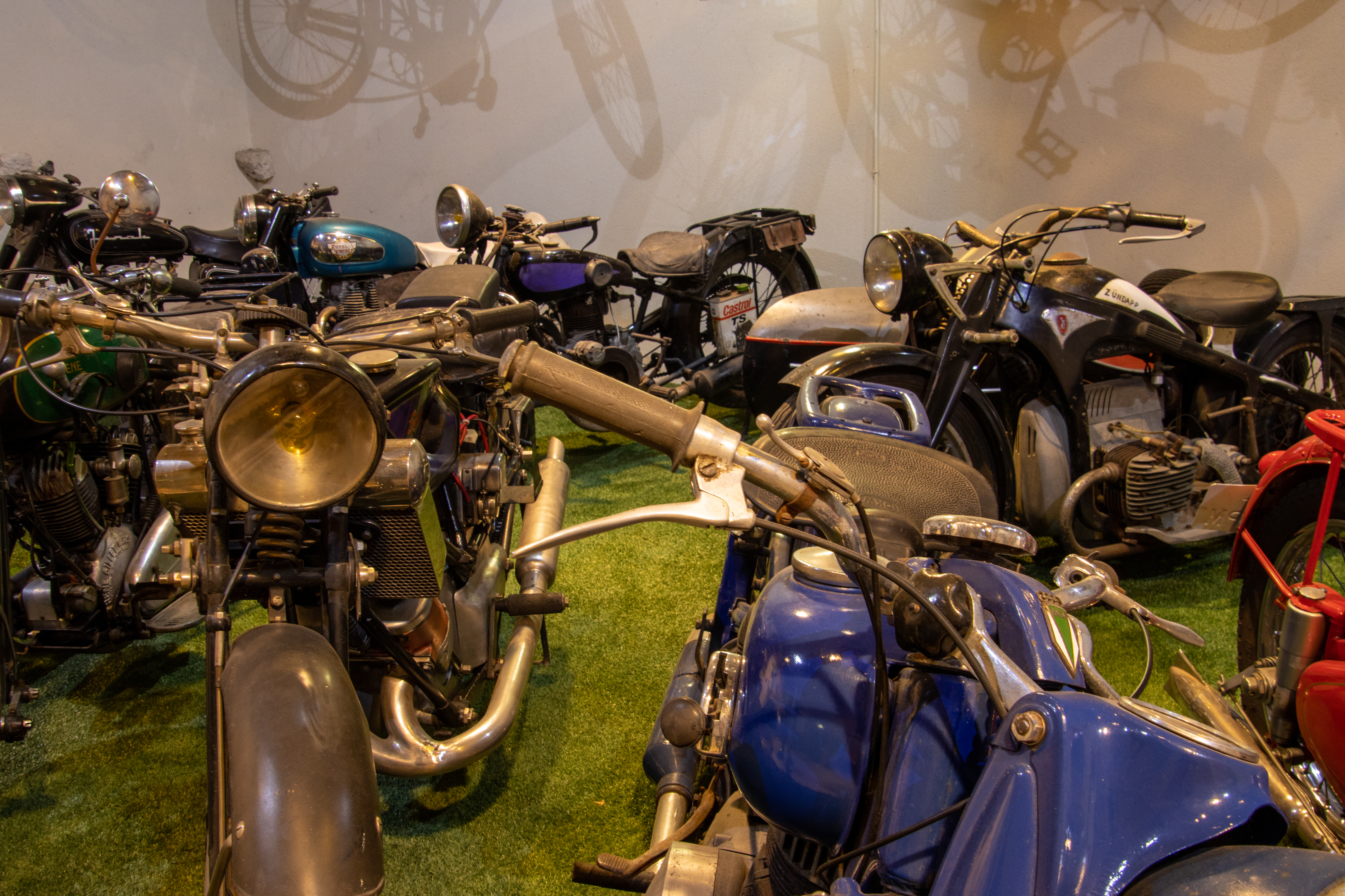 Musée motos anciennes - Celles-sur-Belle